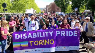 Disability Pride, a Torino sfilano in mille